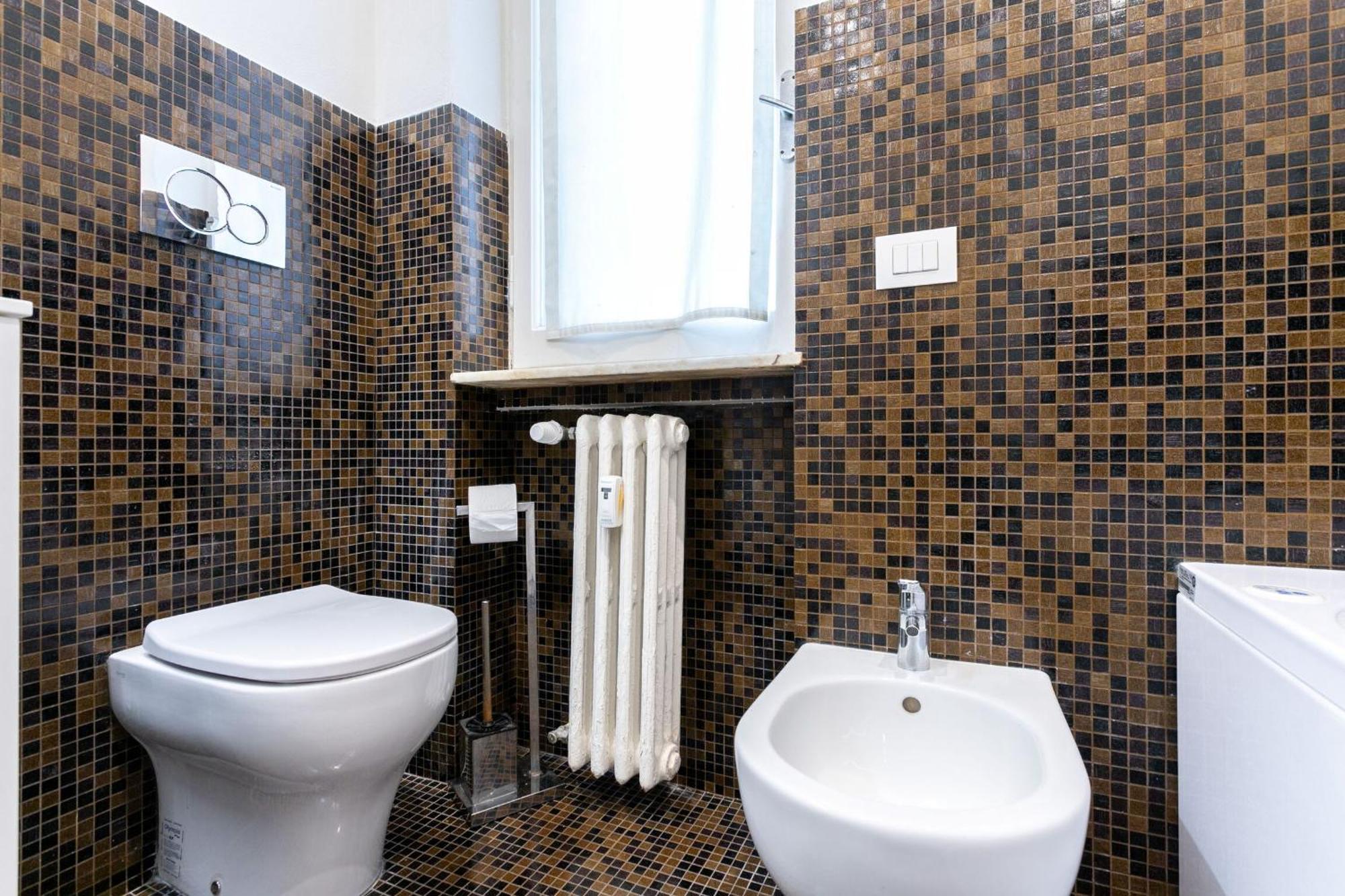 Disciplini Two Bedrooms *