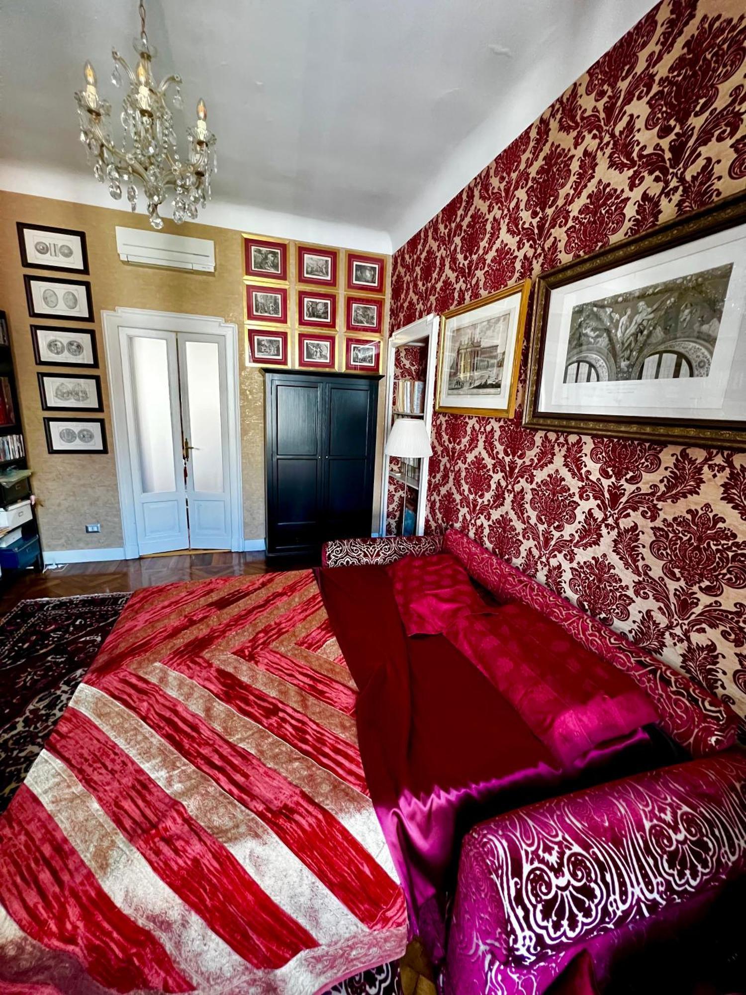 Luxury In Art Nouveau Building Next To Metro Station * Mailand