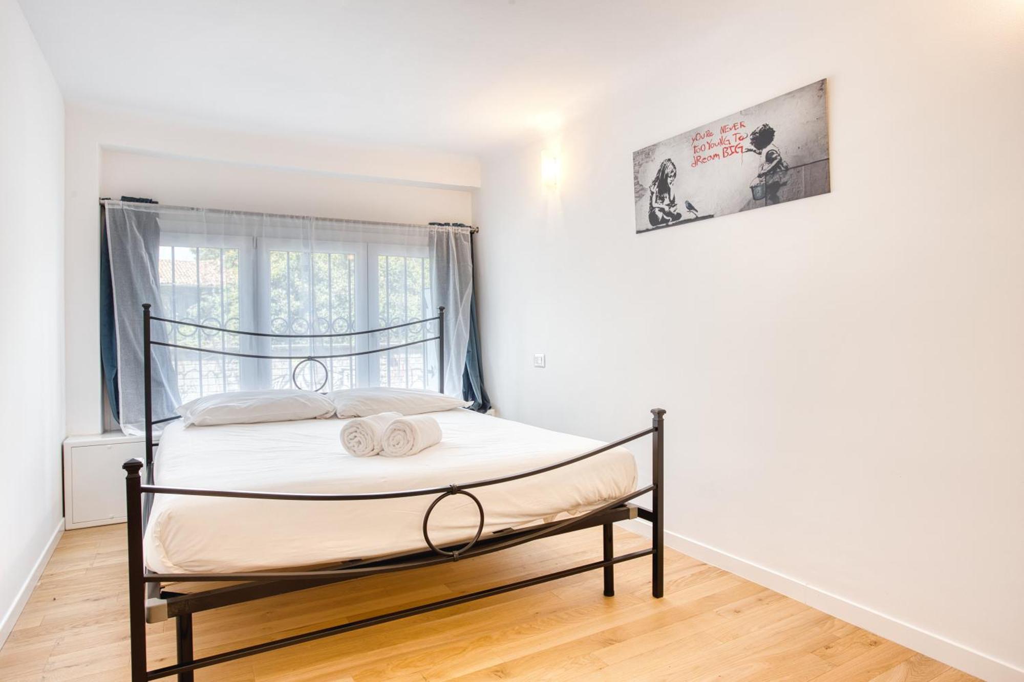 Apartment Walk To Navigli - Via Gola - 2 Bedrooms Mailand