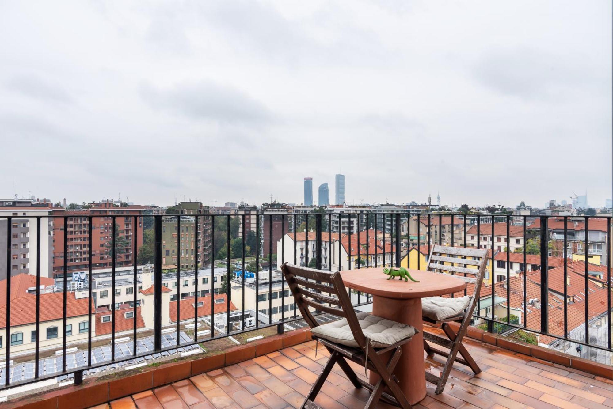 Bilocale Design Con Terrazza - De Angeli *
