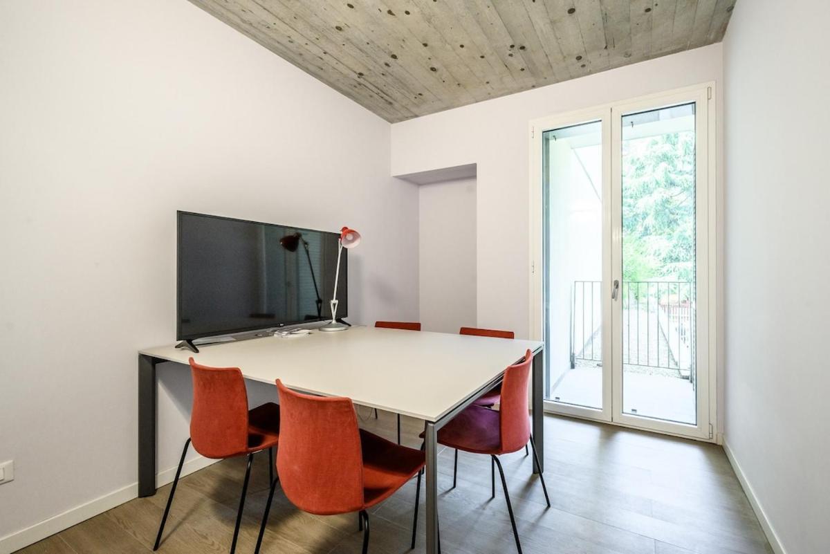 Apartment Duomo Space - Free Parking - Private Gym -metropolitana *