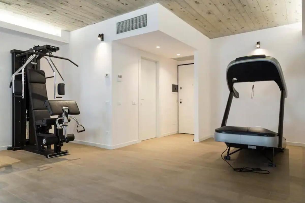Duomo Space - Free Parking - Private Gym -metropolitana Apartment