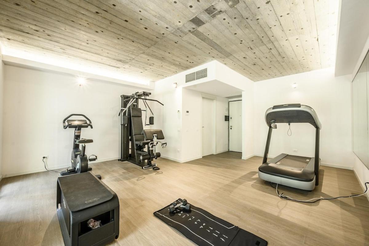 Apartment Duomo Space - Free Parking - Private Gym -metropolitana Mailand