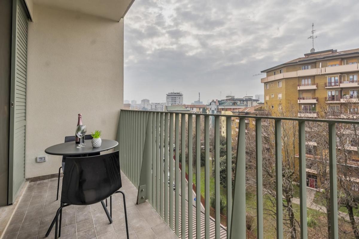 Duomo Space - Free Parking - Private Gym -metropolitana Mailand