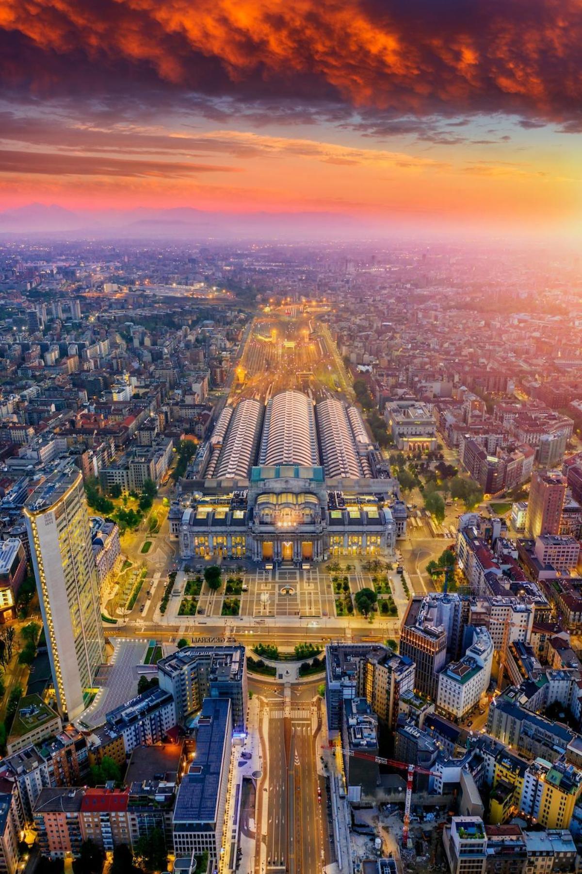 Duomo Space - Free Parking - Private Gym -metropolitana Apartment *