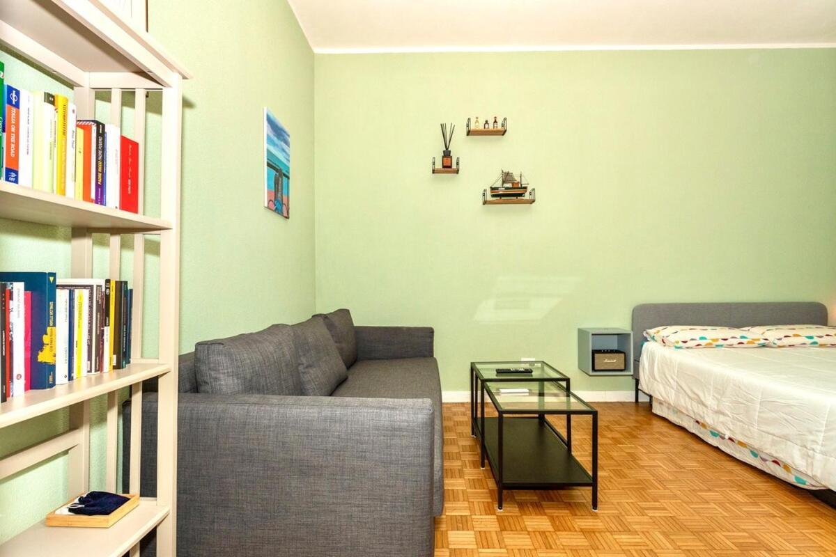 Cozy One-bedroom In Milan