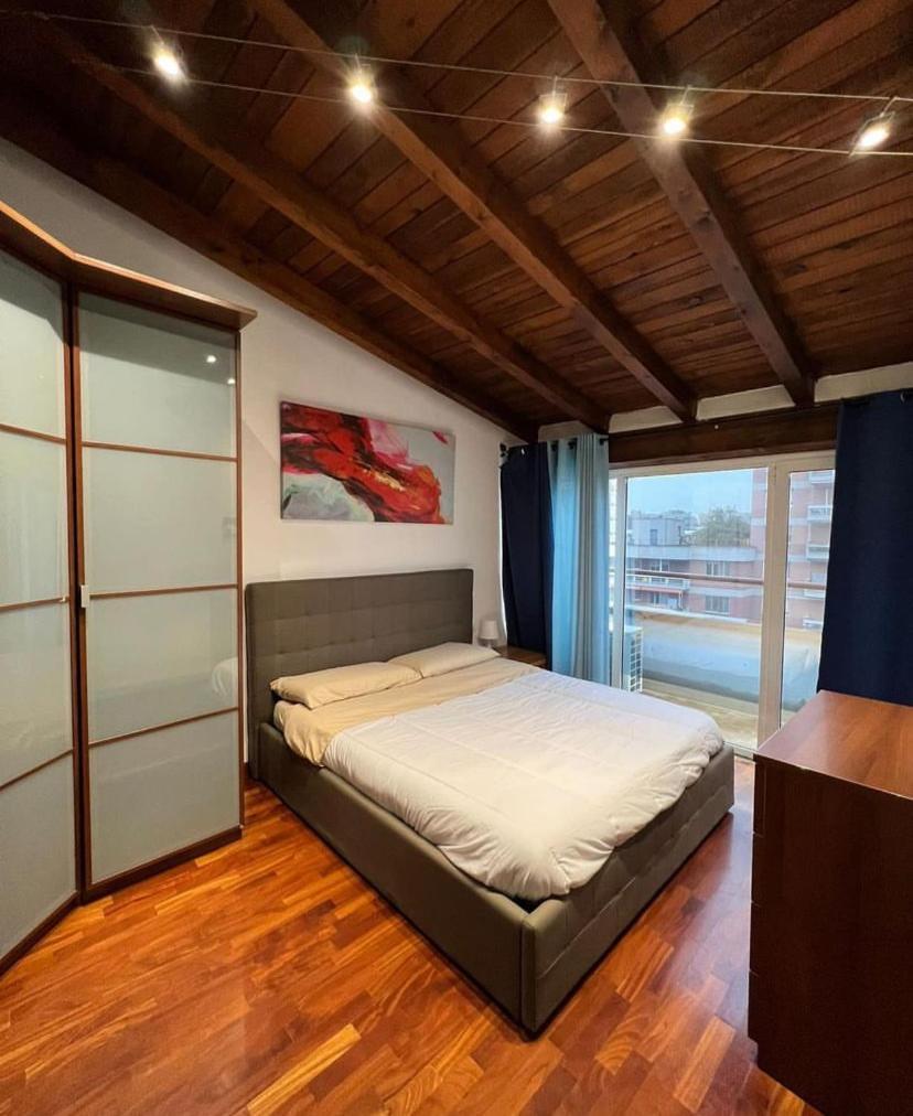 Civico288-romantic Attic Near Ieo-bocconi-f Prada Apartment