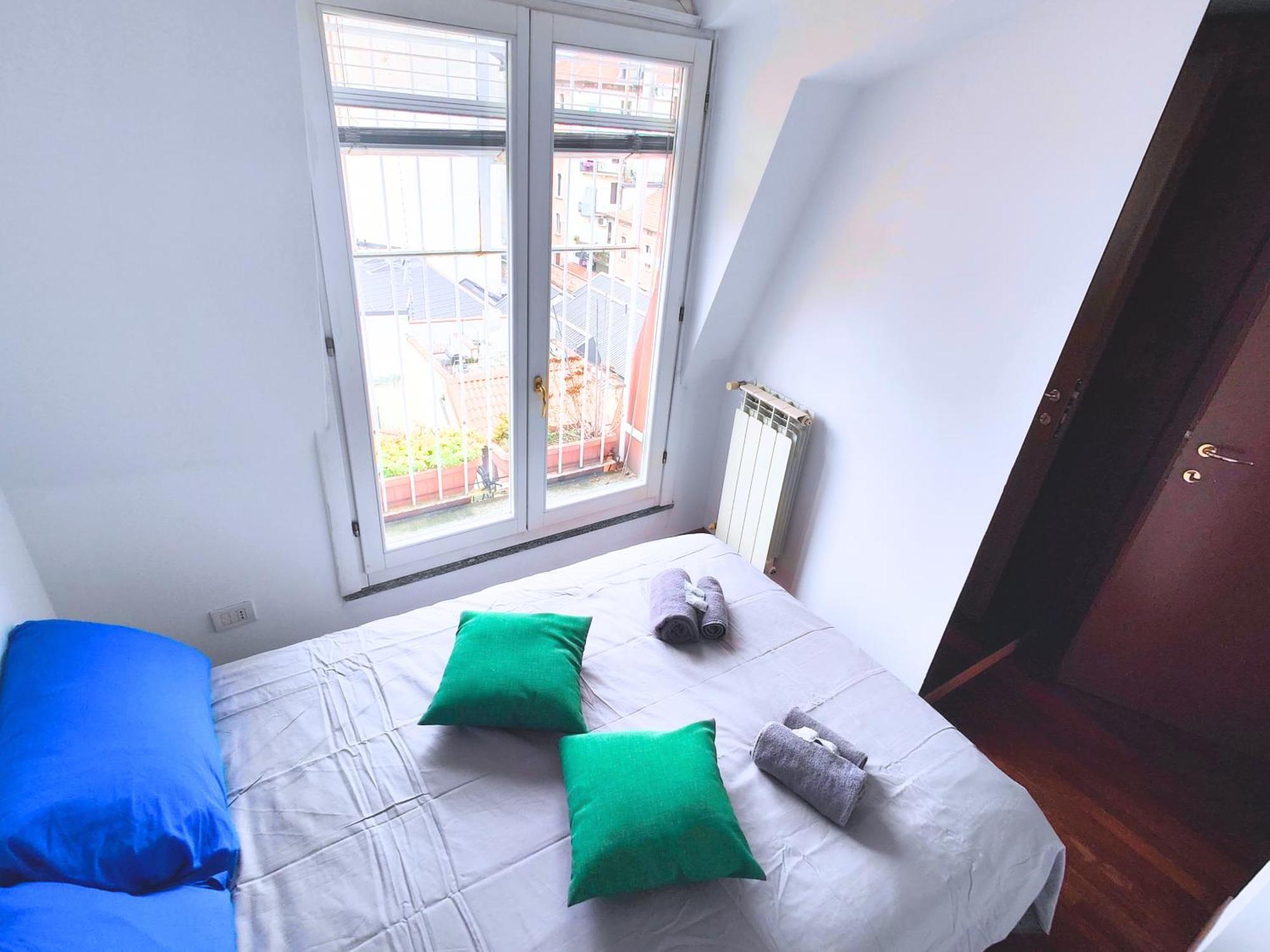 Apartment Urban Attic Isola District *