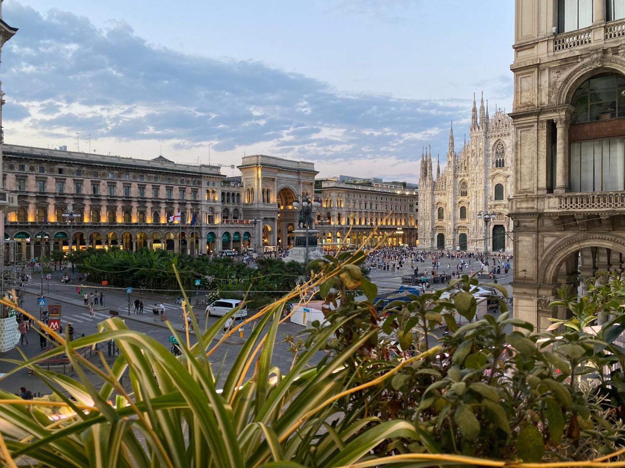 Apartment Meravigli Duomo 4 *