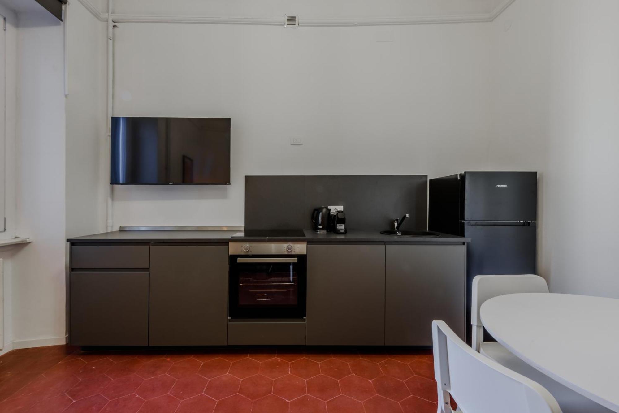 New And Functional Near The Metro * Mailand