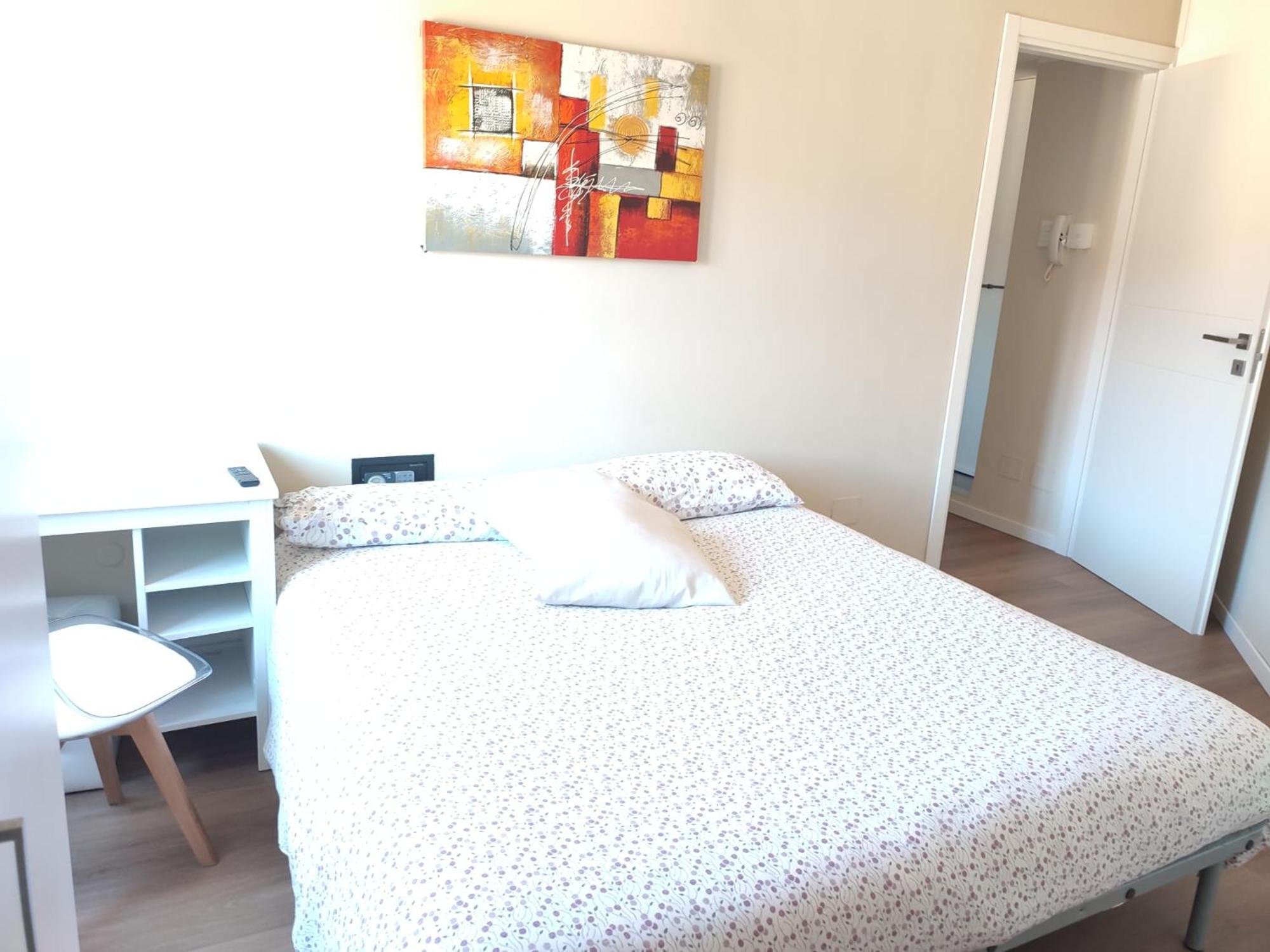 Apartment 2 Bedroom Gem Near Fast Wi Fi Kademy House Mailand