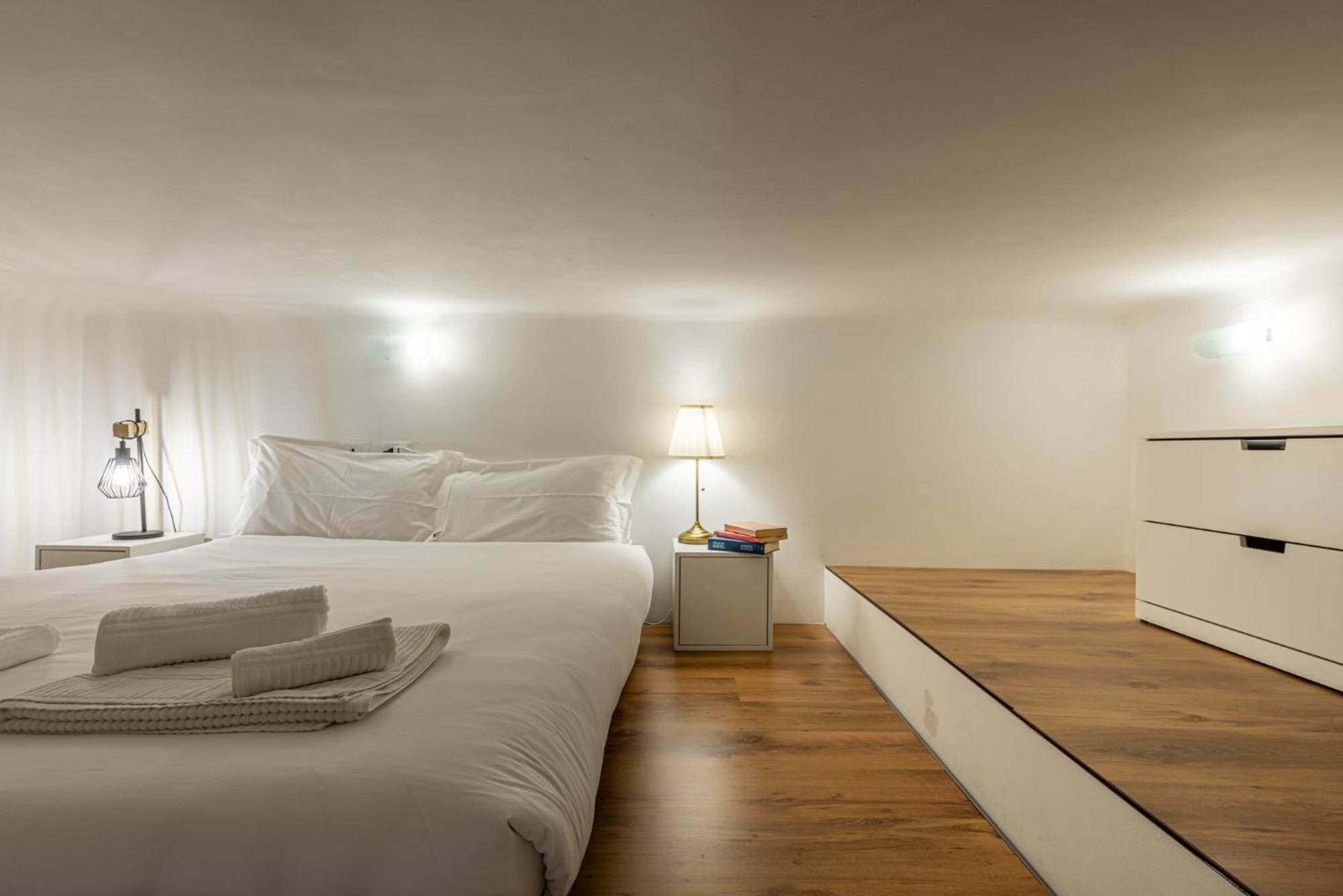 Brembo's Flat Apartment *
