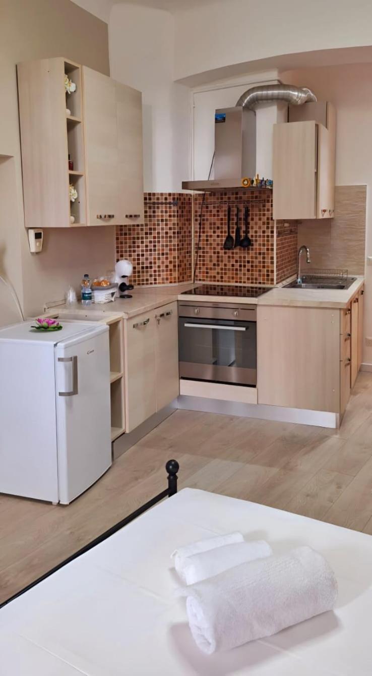 Acomodação com café da manhã  Real Estate Dream *