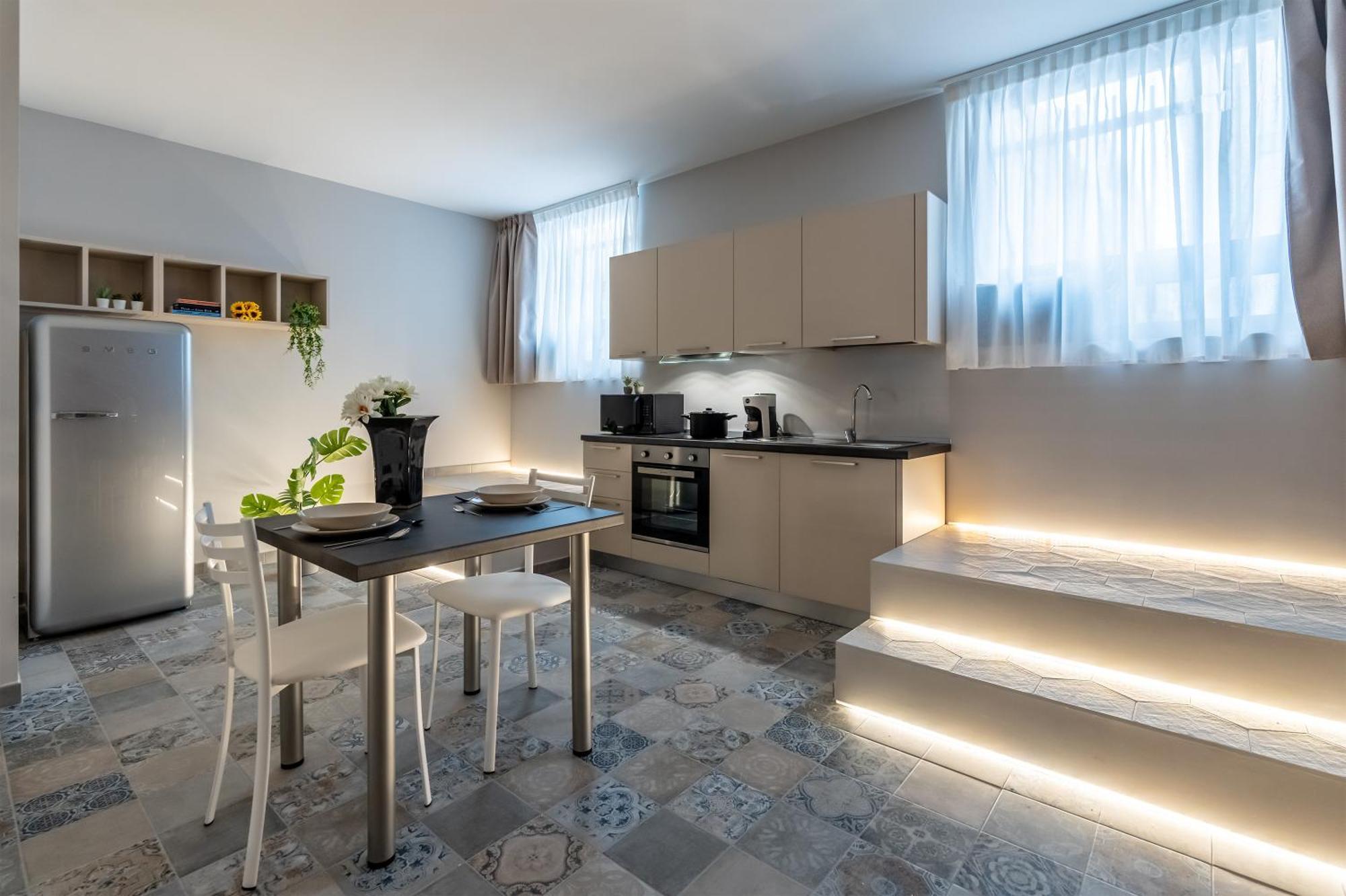 Apartment Duomo-navigli - Loft Romana Con Wi-fi & Netflix Mailand