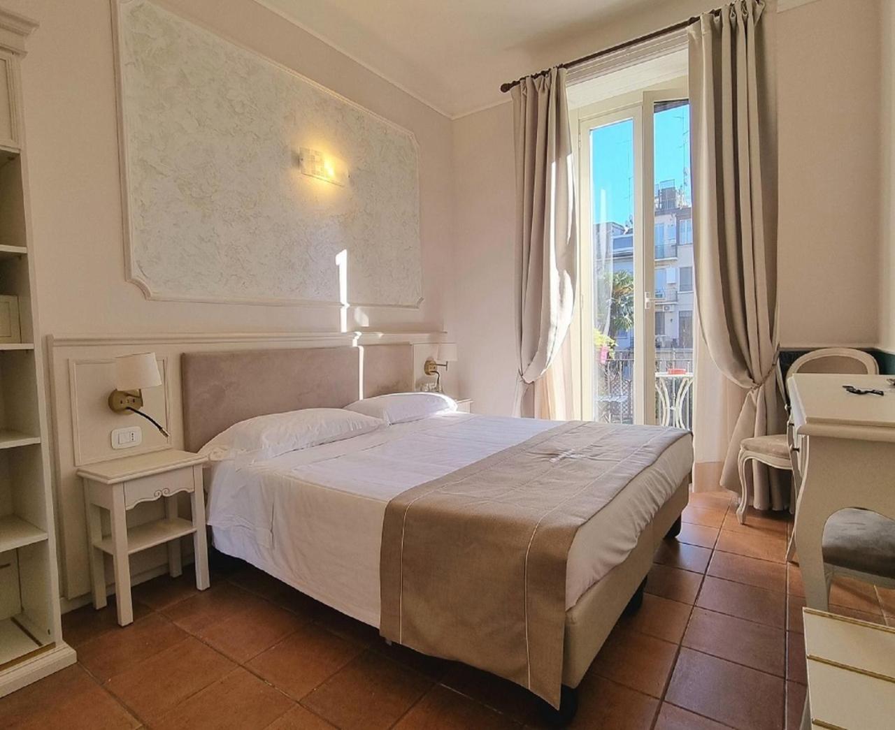 Charly Hotel Mailand