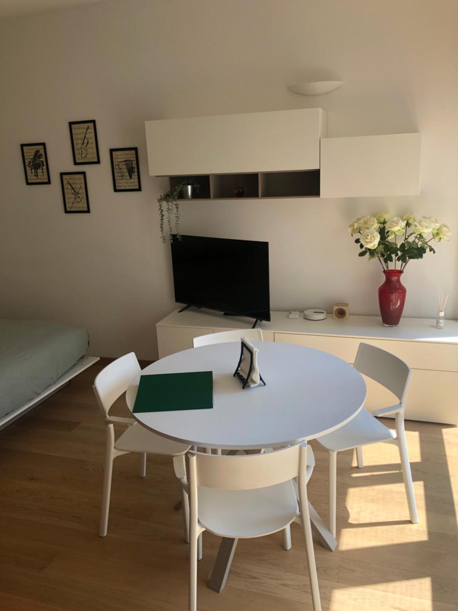 Apartment Music House - Carozzi *