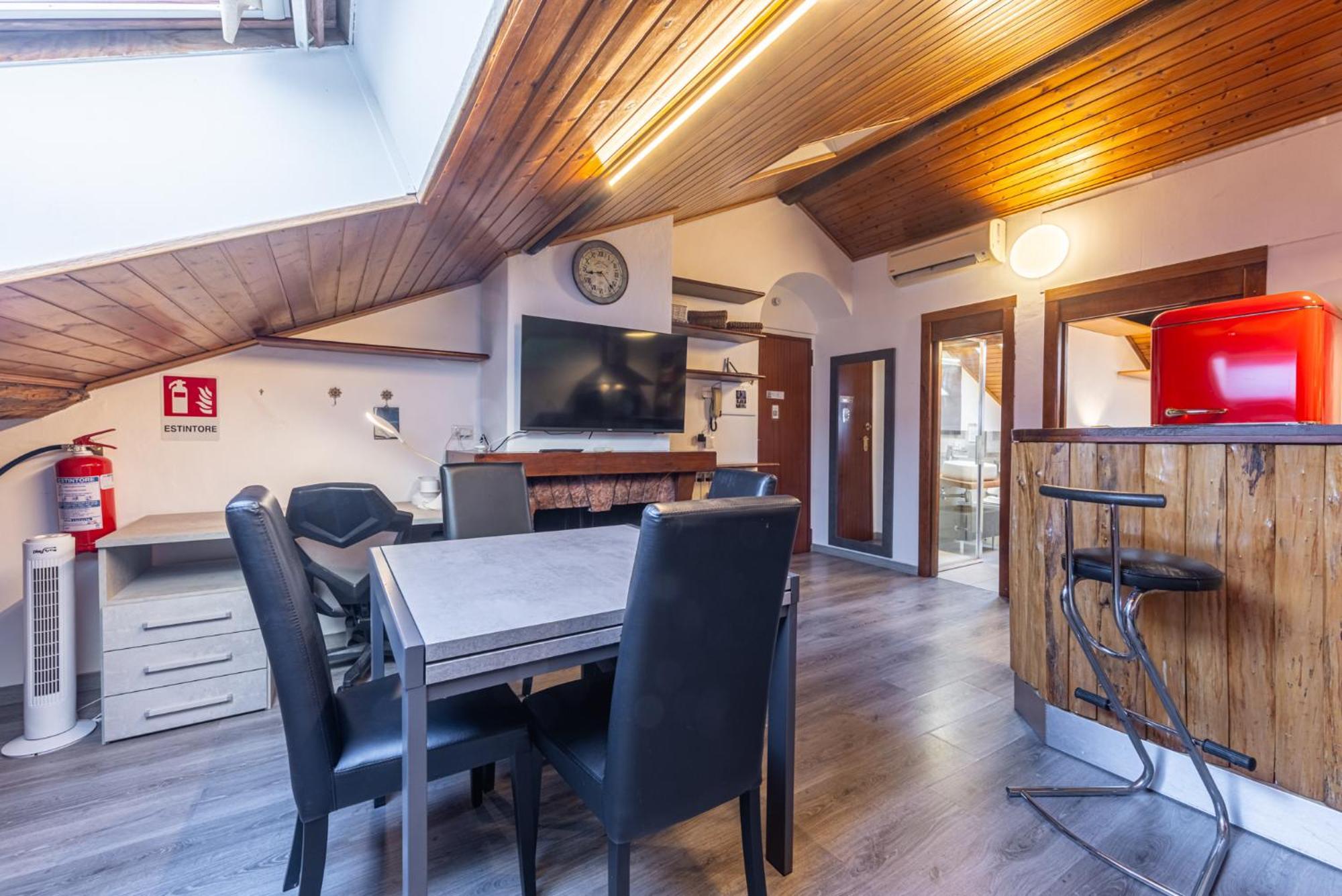 Castaldi 33 By Cortivo House Mailand