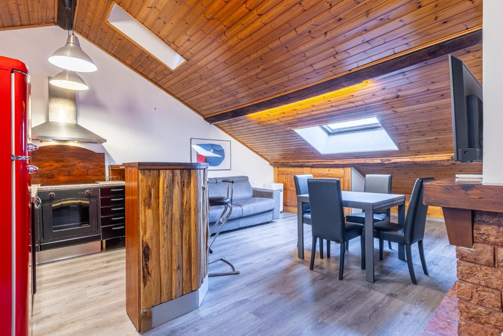 Castaldi 33 By Cortivo House *