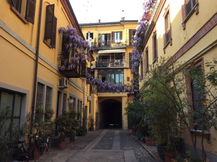 Location Naviglio With Terrace Apartamento Milão