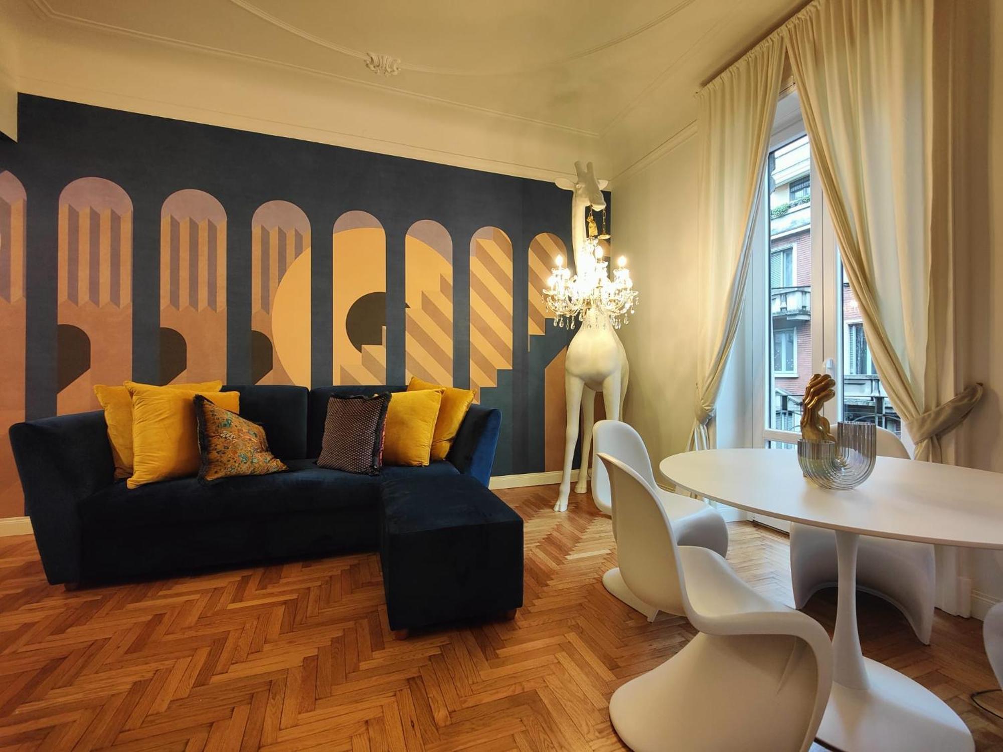 9 Guests 2 Apartments Together 2 And 3 Floor With, 4 Bedrooms, 4 Baths In Milano Downtown With Ac, Wifi And Subway M1 M2 Airport Connected * Milão