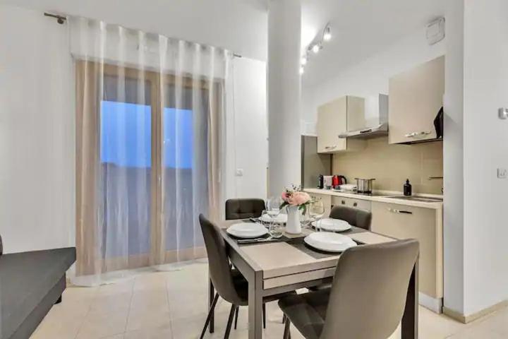 Apartment 10 Min From Linate-private Garage
