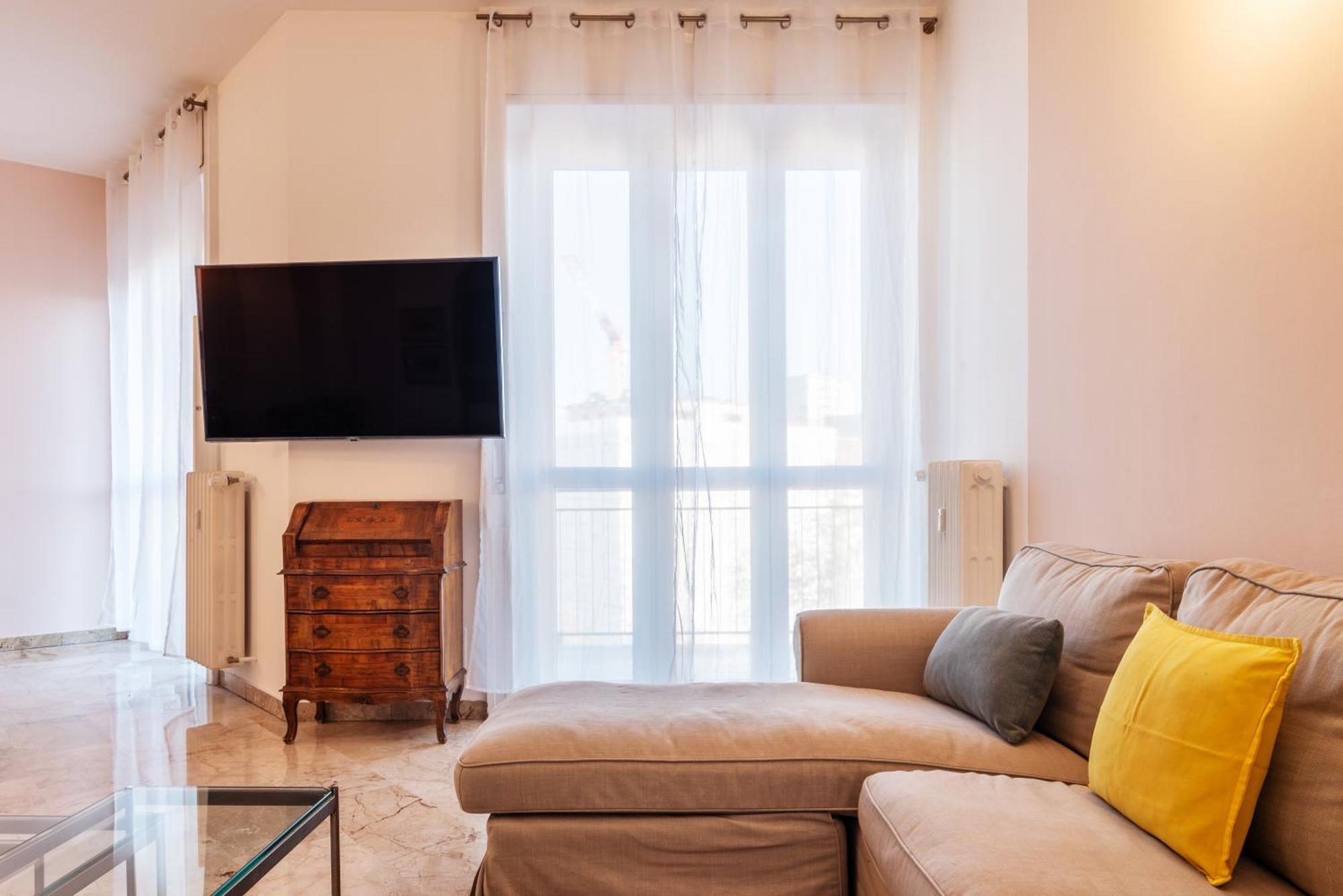 Agata Flexyrent Apartment Mailand