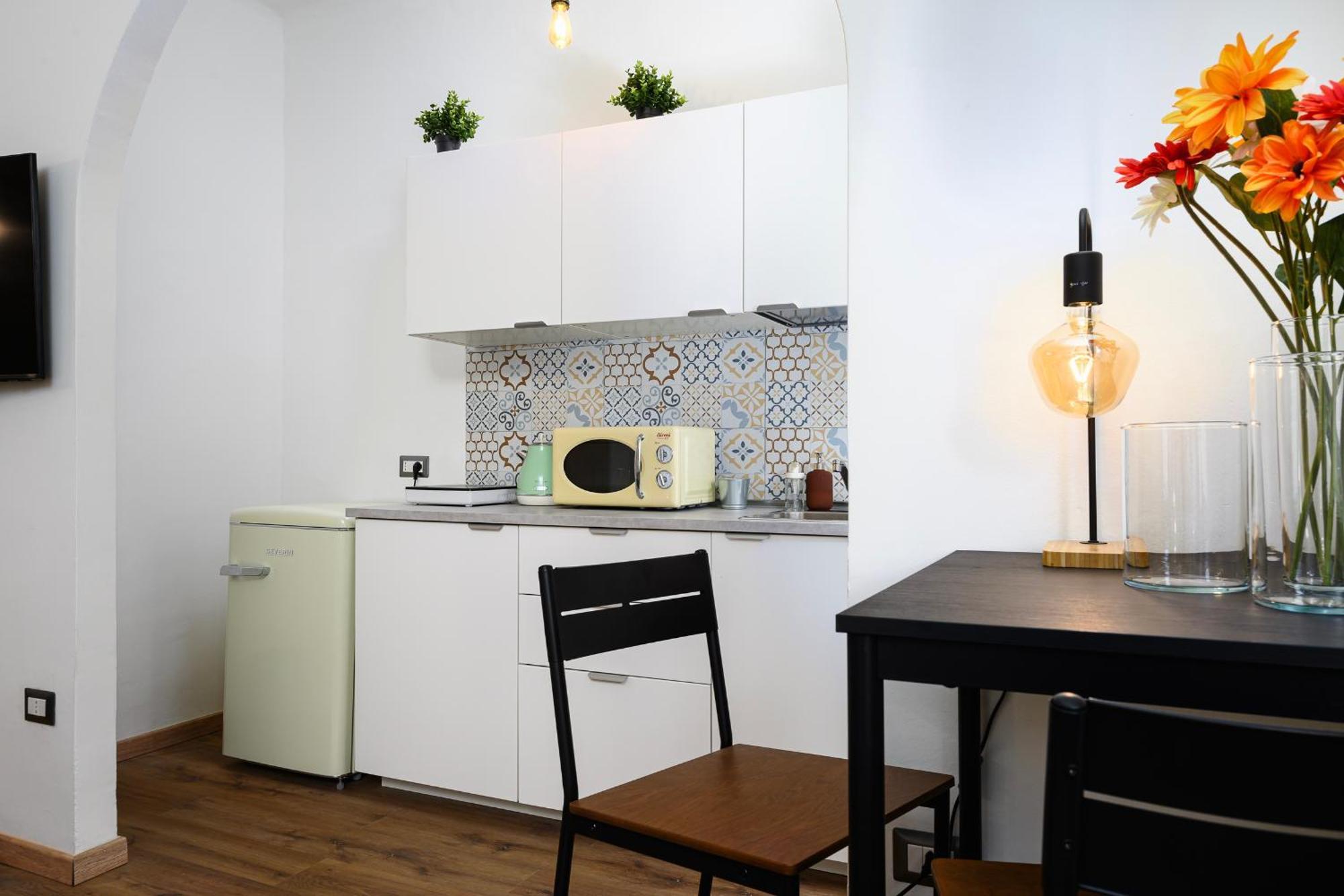 Sebino 15 - Monolocale Cool Apartment