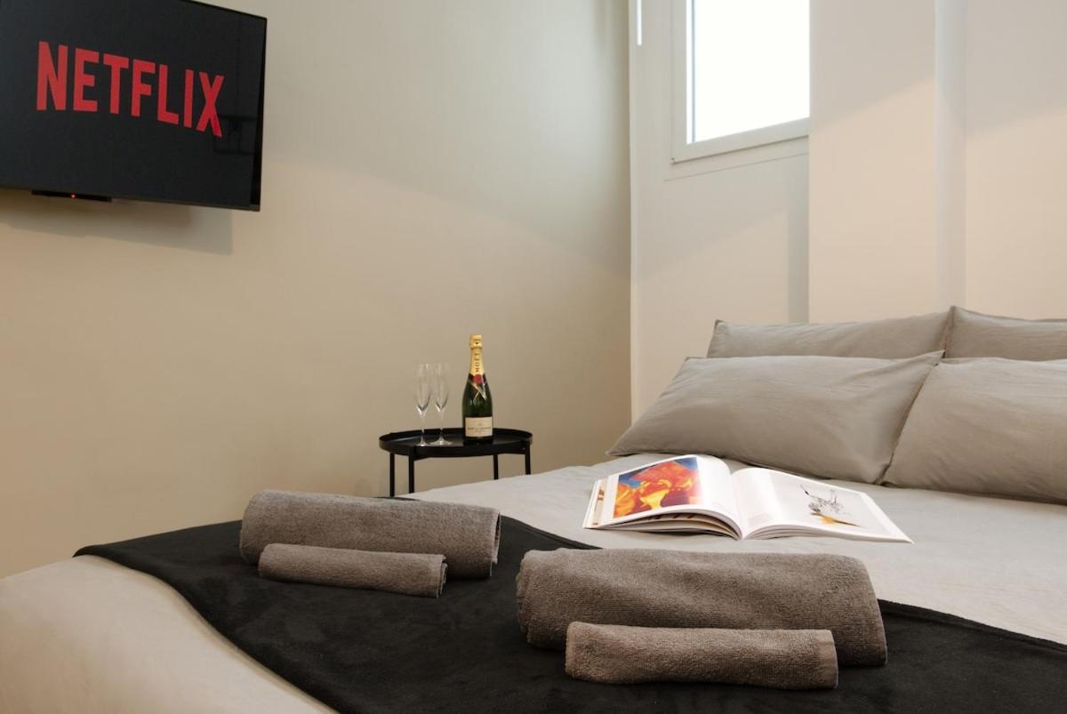 Luxhome Duomo - San Siro 10min Apartment *