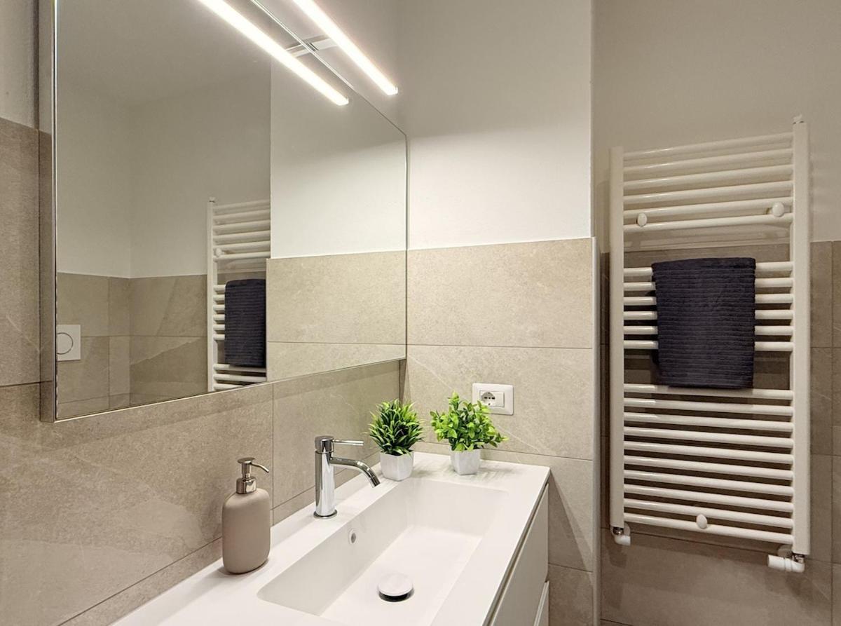 Apartment Luxhome Duomo - San Siro 10min Milan