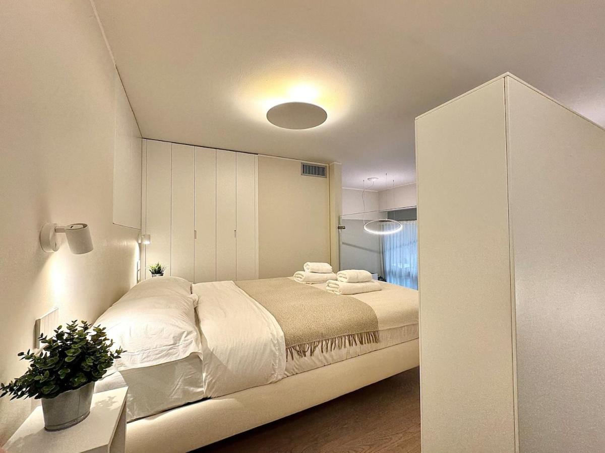 Loft Citylife - Casti 5 Apartment