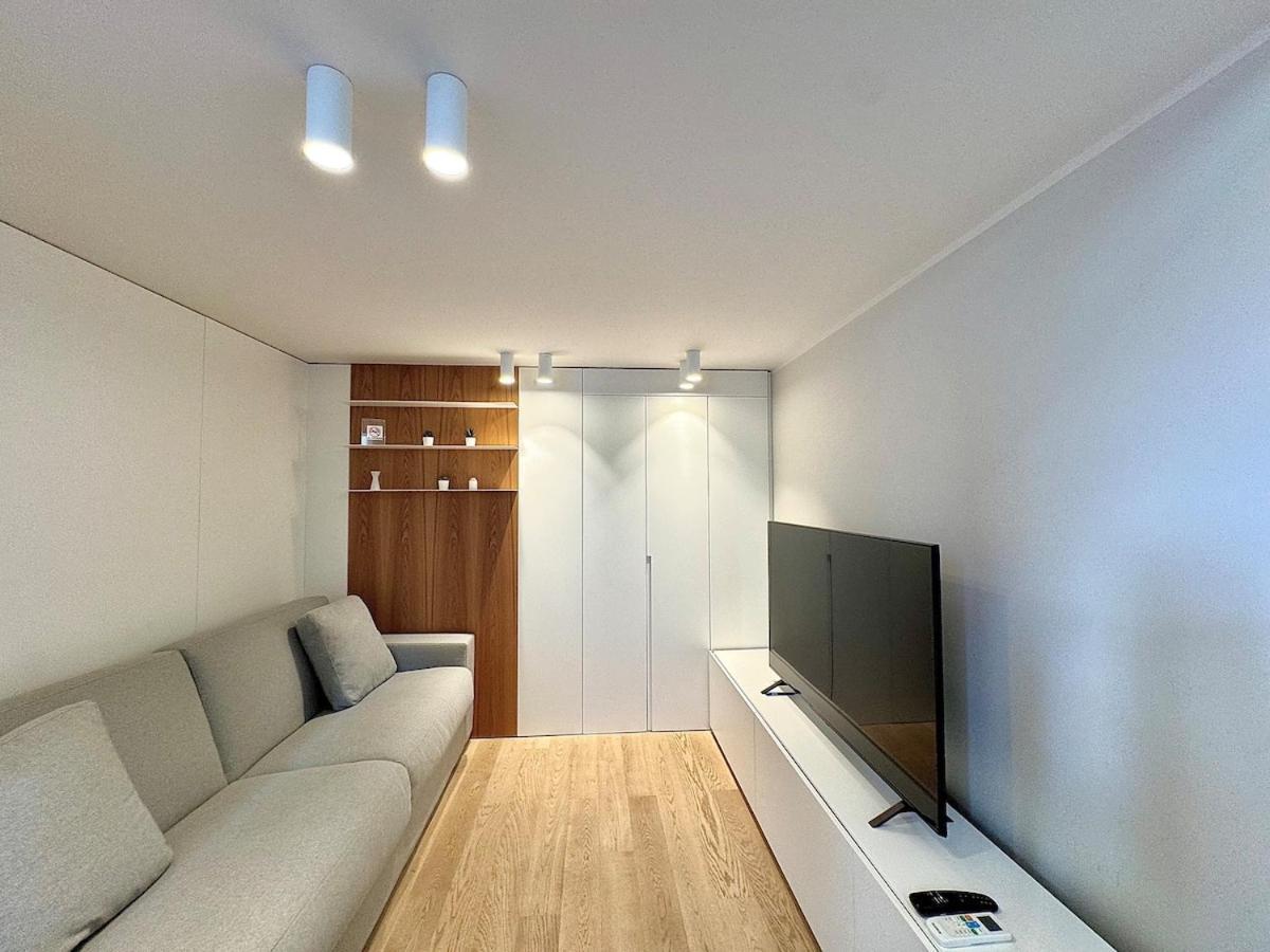 Apartment Loft Citylife - Casti 5 *