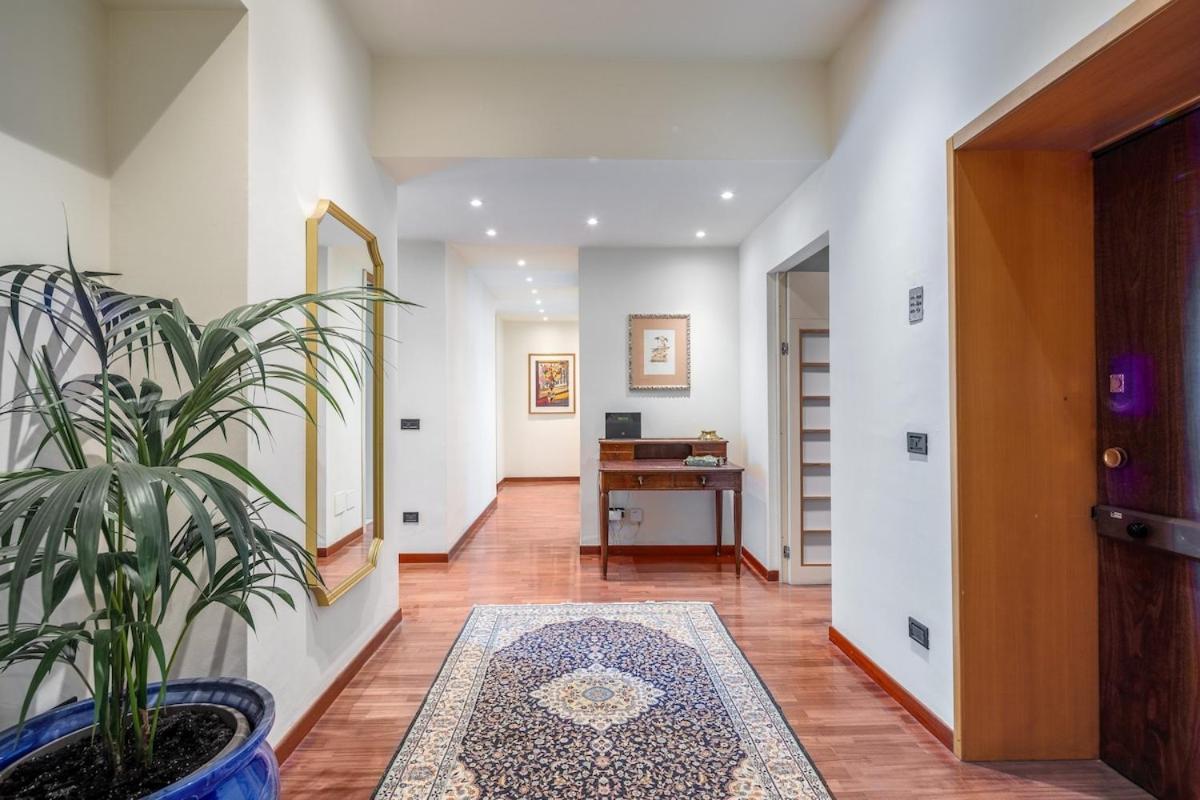 Porta Venezia, Elegant Apartment Mailand