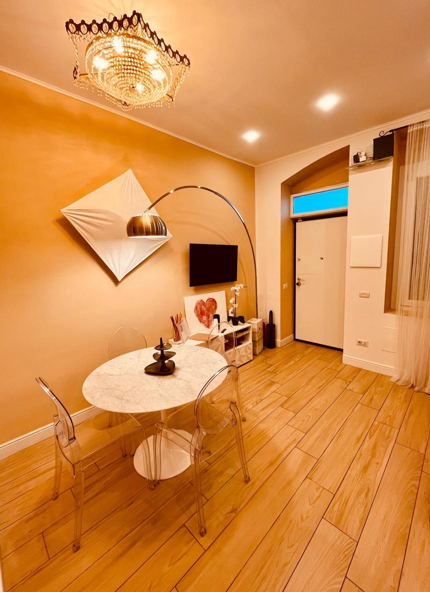 Apartamento Centralissimo E Raffinato Bilocale - Scarlatti Lux - Stazione & Shopping District