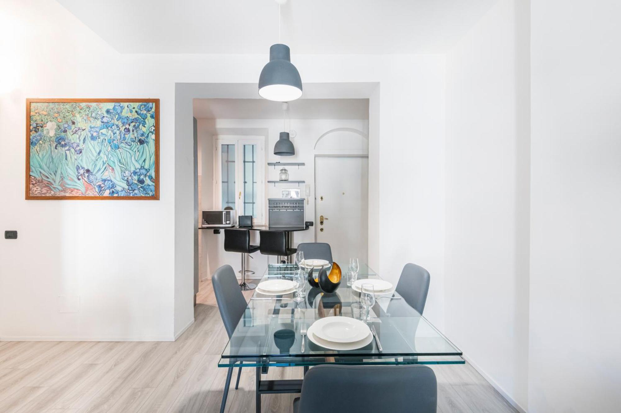 In The Heart Of Porta Venezia Apartment