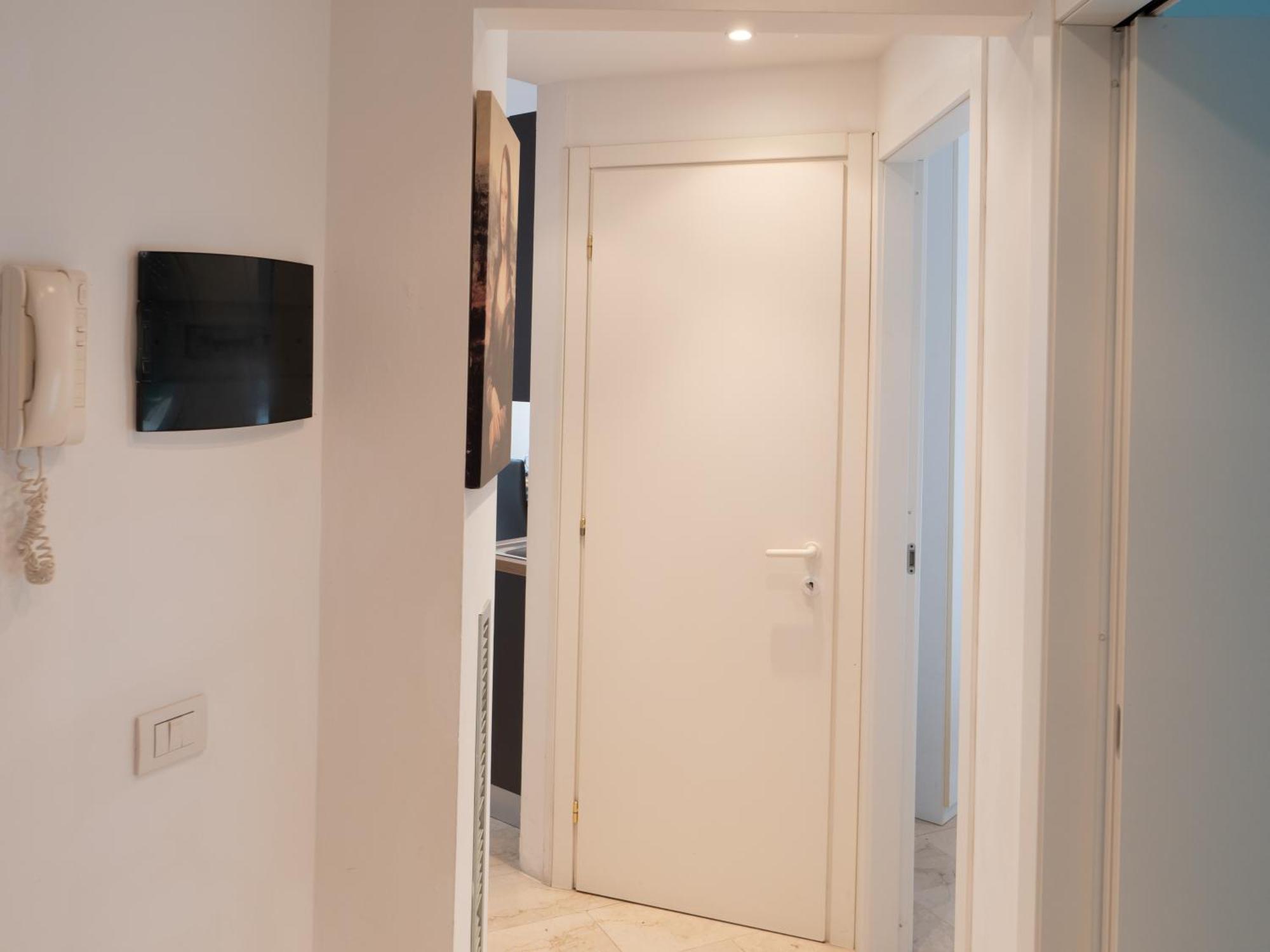 Prestige Boutique Homes - Duomo 1 Apartment Mailand