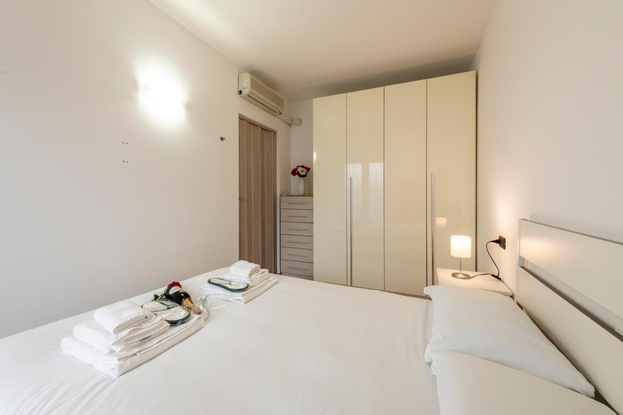 Bnbutler - Archimede 53 - Bright Apartment Milan