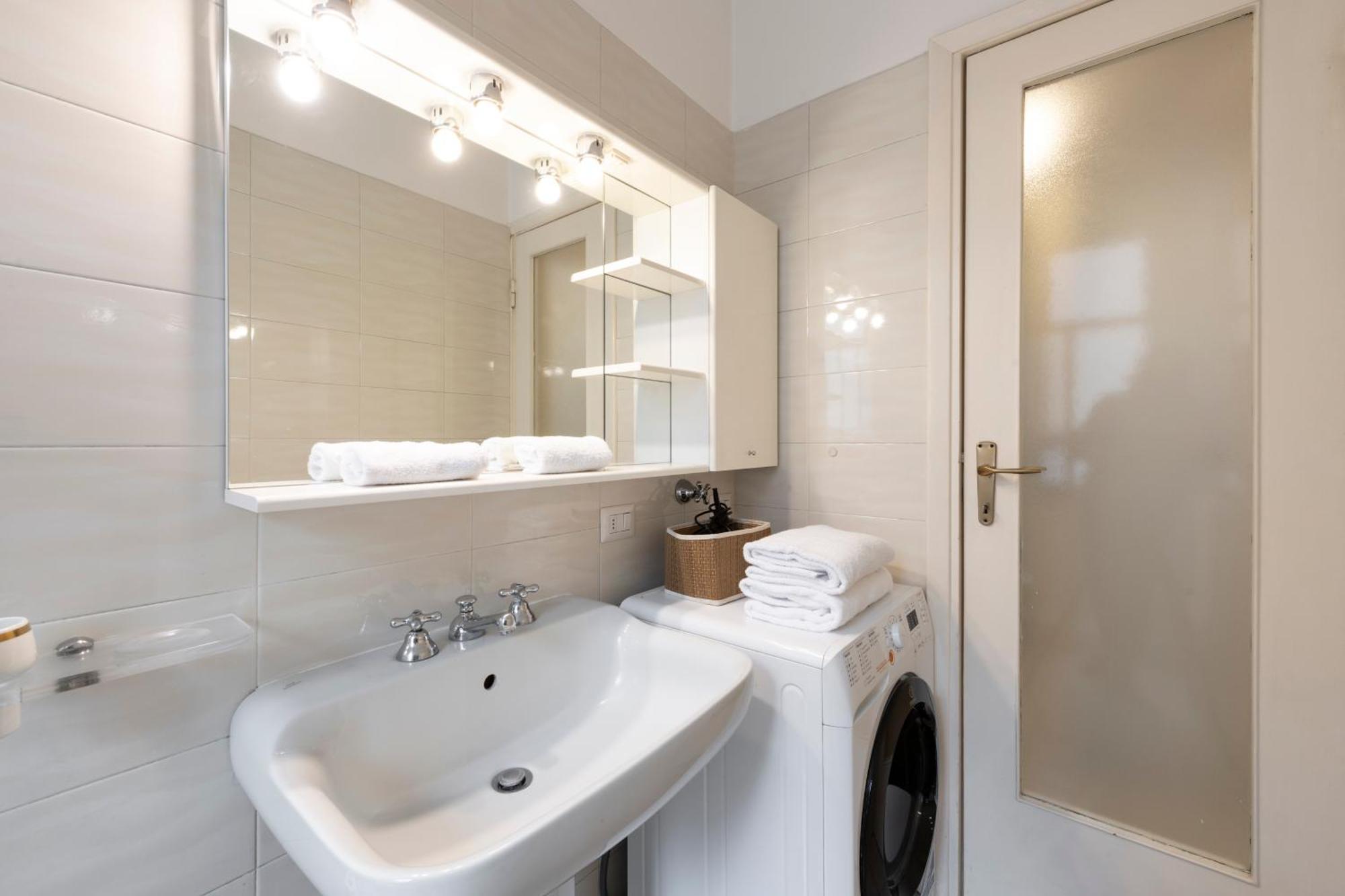 Living - Via Varese 4 Apartment *