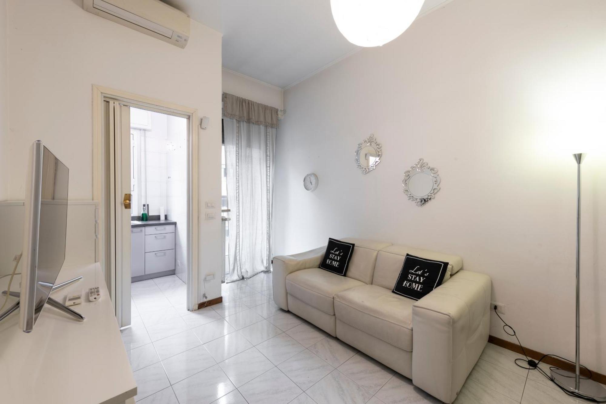 Apartment Living - Via Varese 4