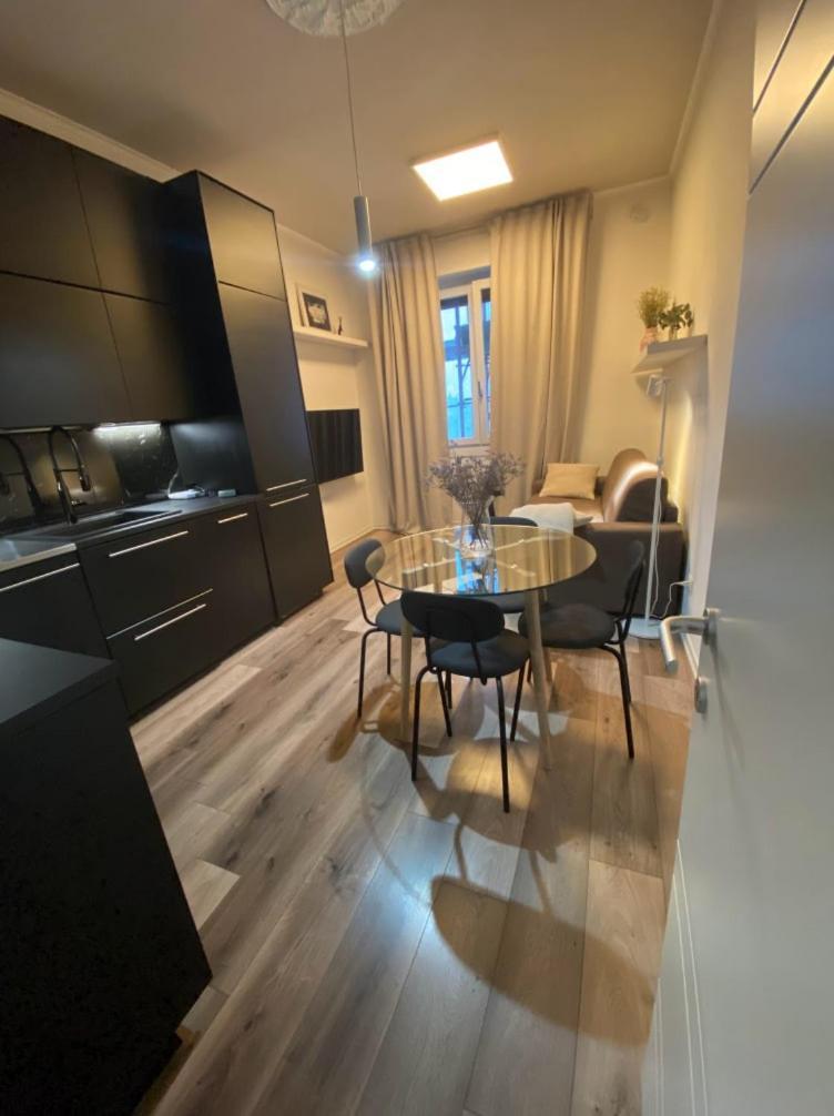 Elegante 80mq Vicino Sempione Apartment *
