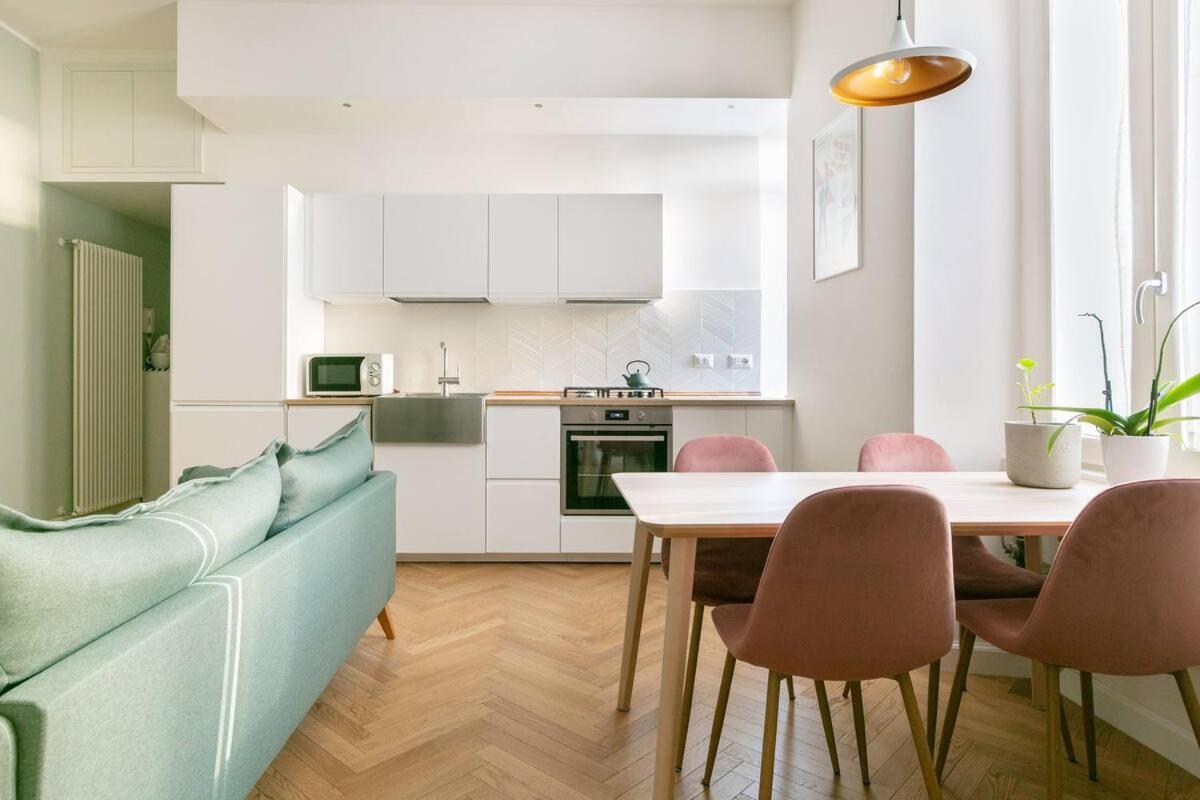 Charming Courtyard House In The Heart Of Apartment Mailand