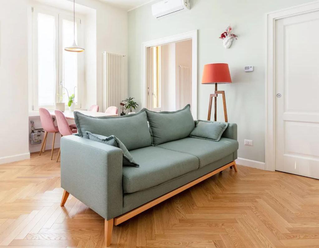 Charming Courtyard House In The Heart Of Mailand