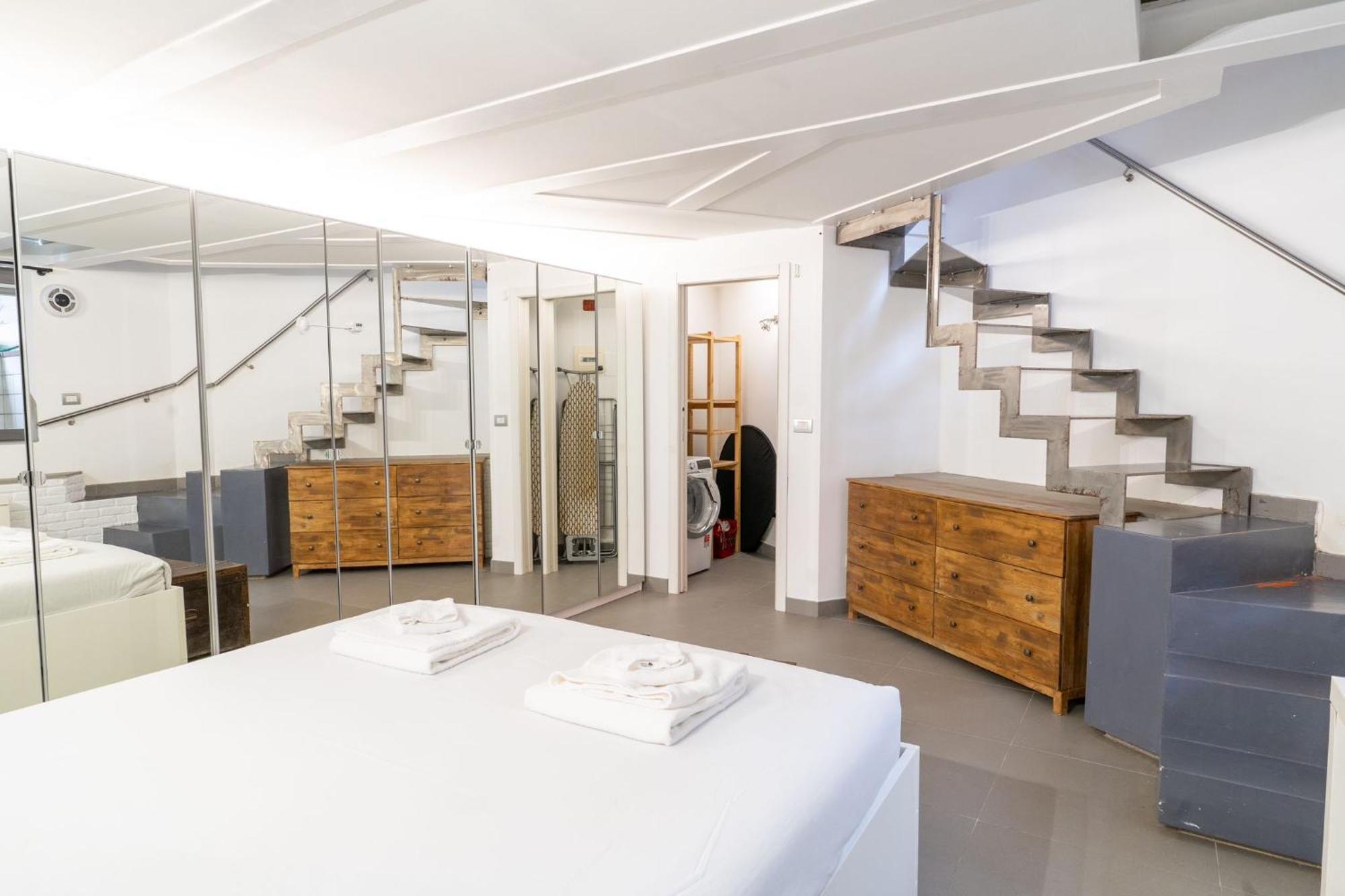 Artist's Nest - Loft Con Patio Esclusivo Apartment Mailand