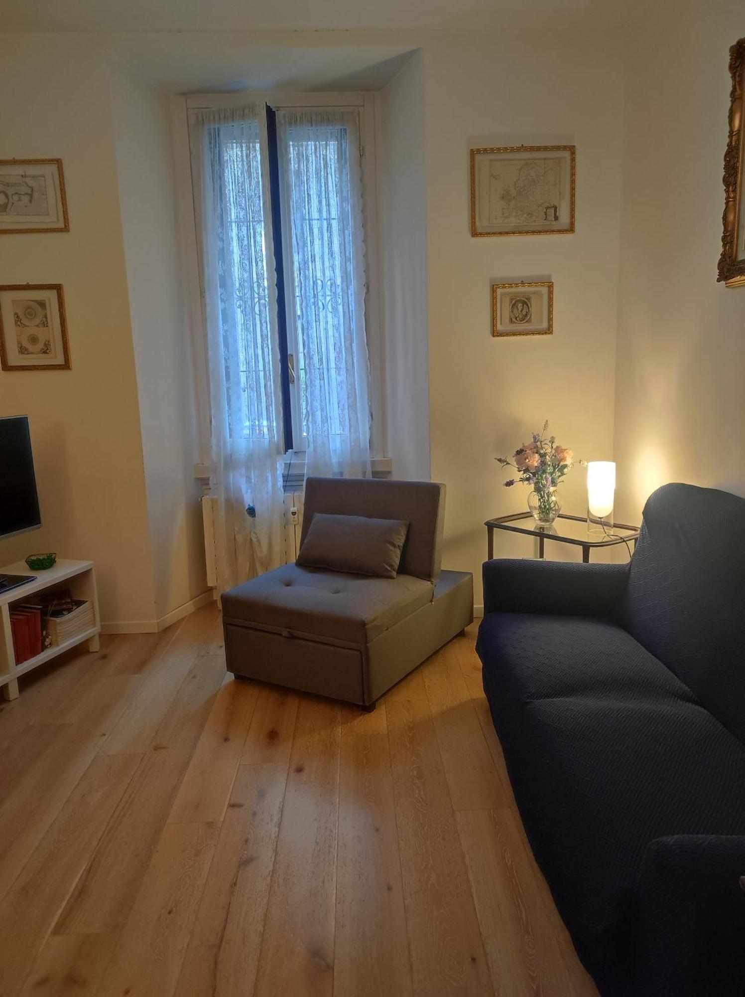 Maria Homes -vitruvio 42 * Milan