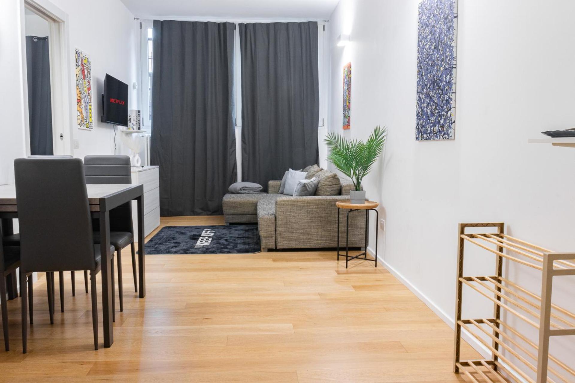 Fashion & Design - Metro California Apartment Mailand