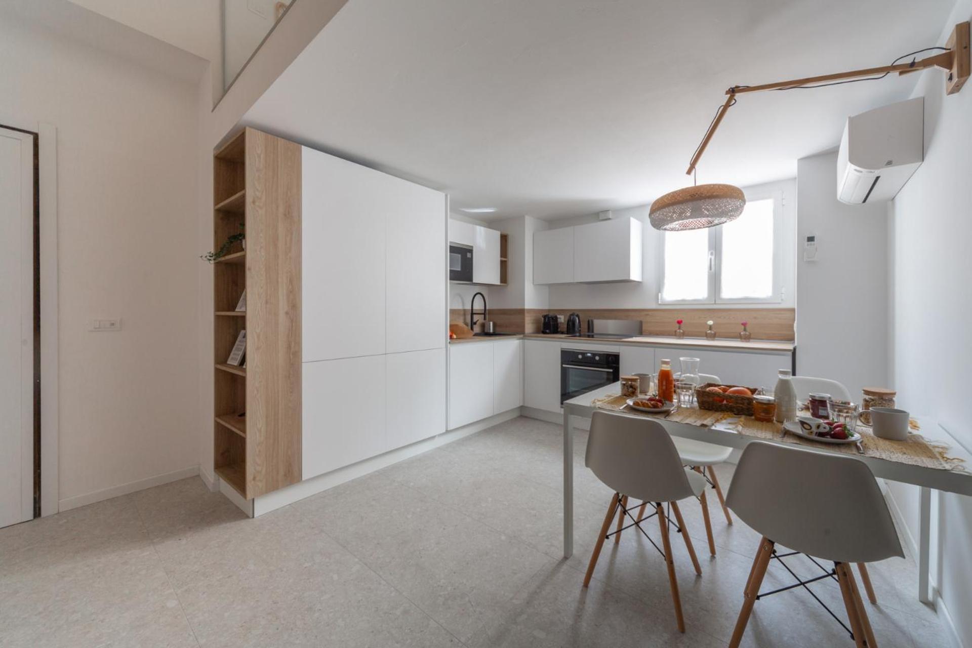 Romantic Loft Apartment *