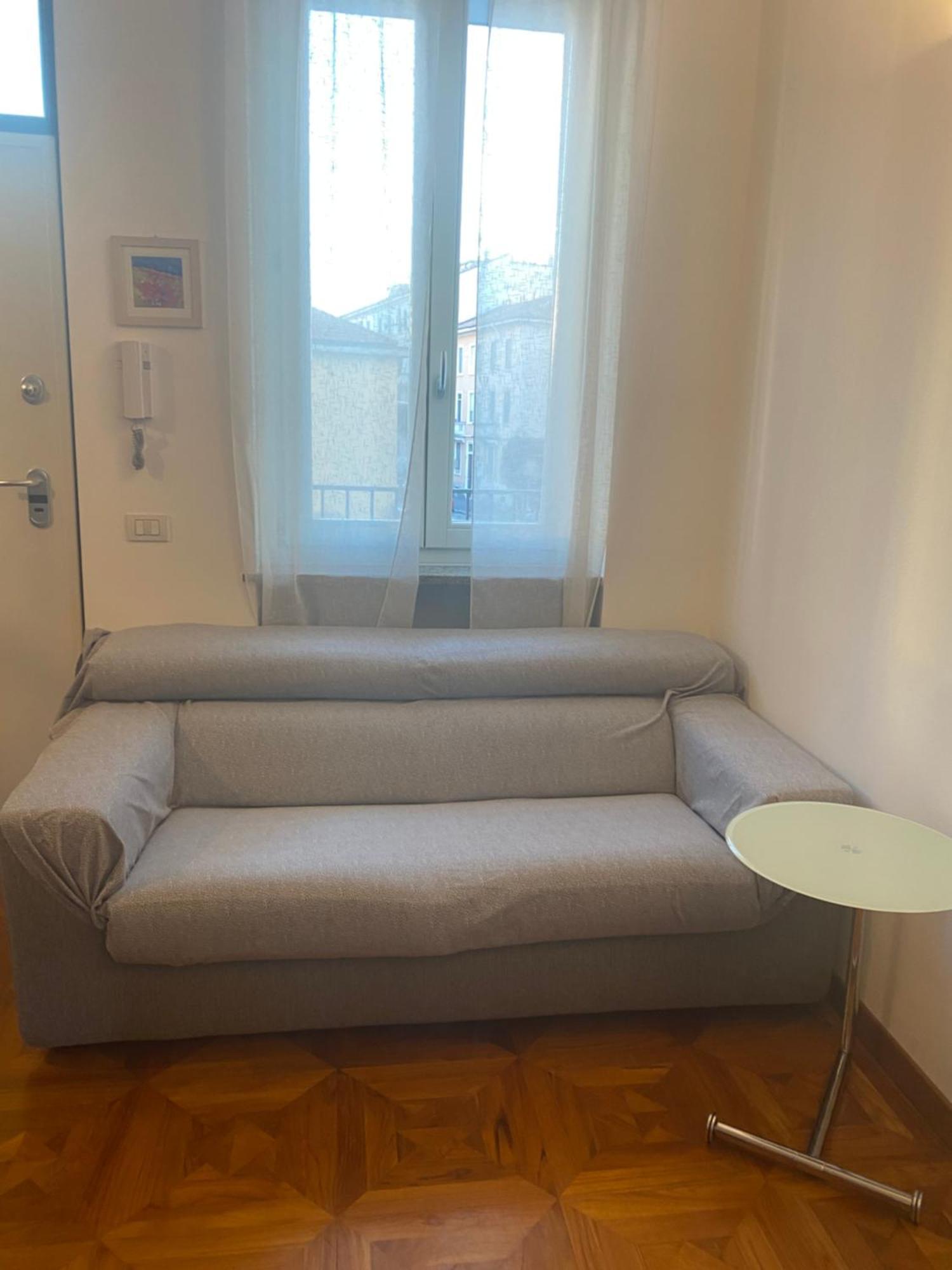 Apartment Navigli Mailand