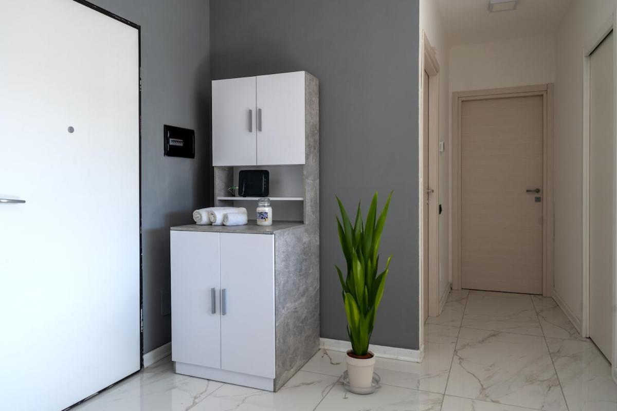 Apartment New With 4 Bedrooms Mailand