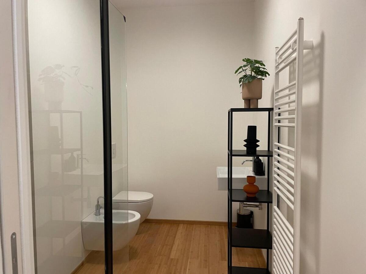 Apartment Eleganza Milanese Near Duomo & Metro Mailand