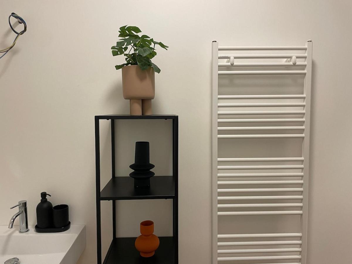 Apartamento Eleganza Milanese Near Duomo & Metro