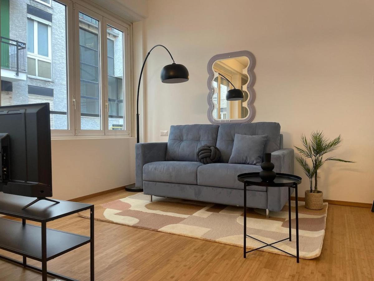 Apartment Eleganza Milanese Near Duomo & Metro Mailand